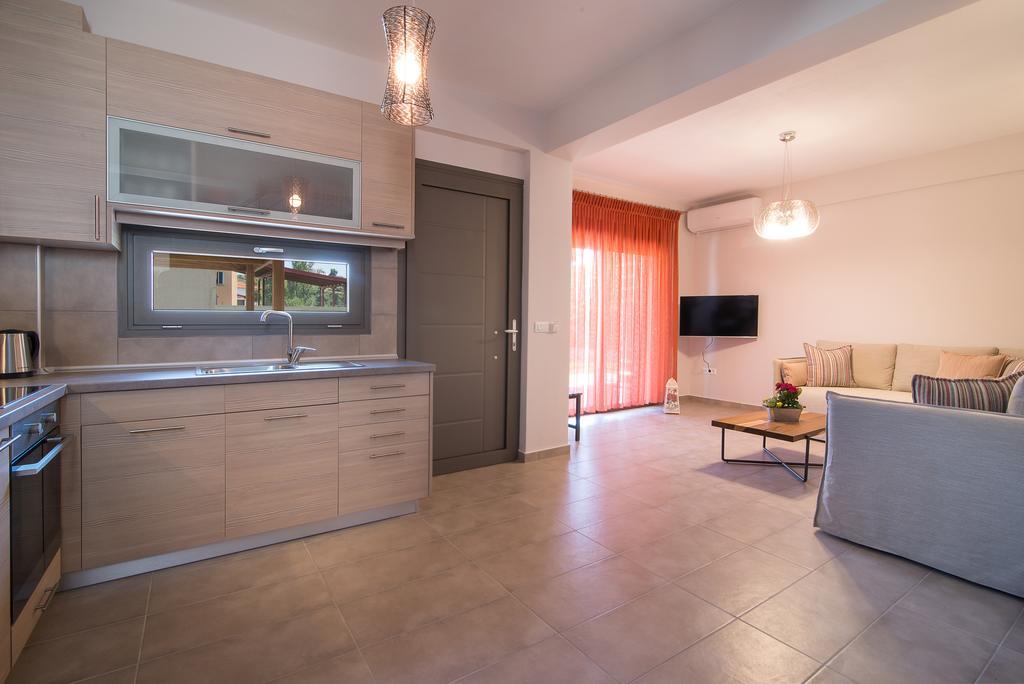 Paradise Maisonettes Neos Marmaras Exterior photo